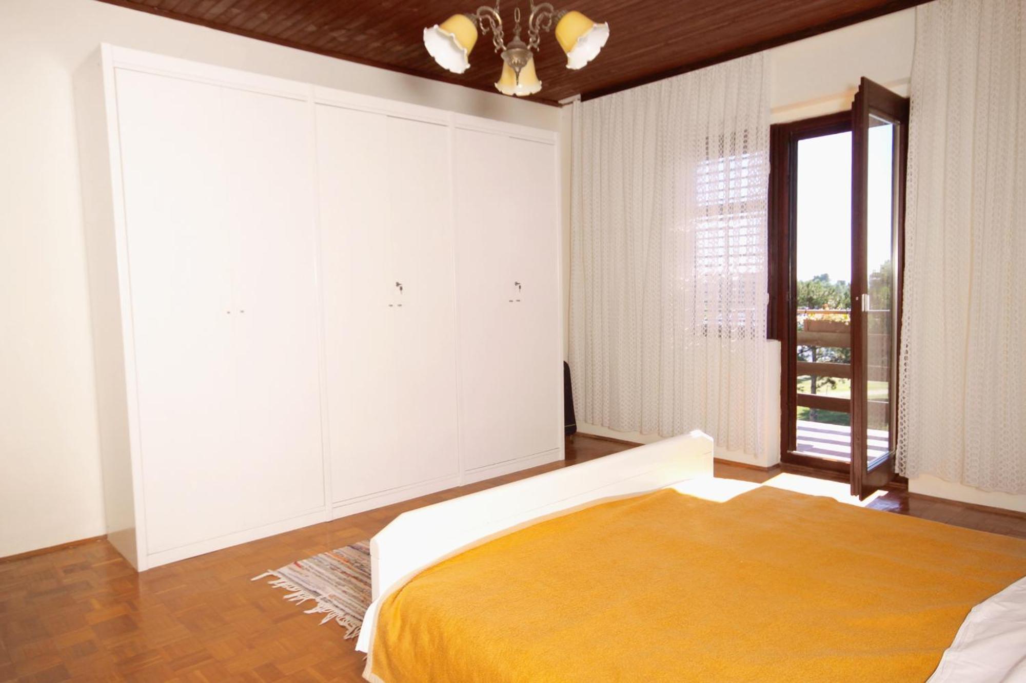 Apartments By The Sea Privlaka, Zadar - 666 Room photo